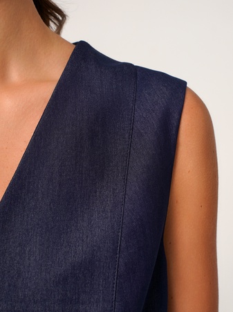 Костюм брючный с жилеткой