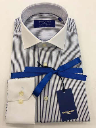 Erkeklerin gömlekleri