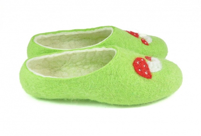 Войлочные тапочки «Грибочки» (зеленые)