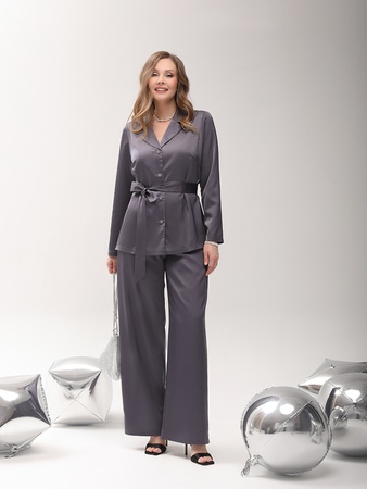 Костюм женский