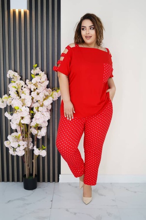 Брючный костюм