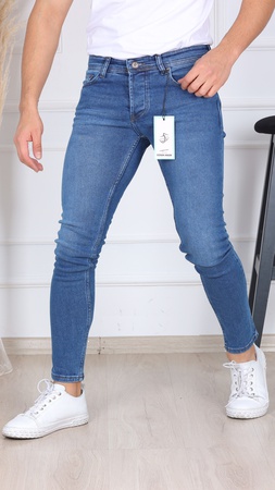 Мужские джинсы