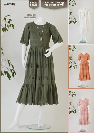 Кружевное платье для девочек