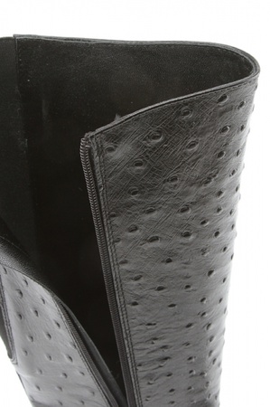 Черные сапоги под страуса на меху s133