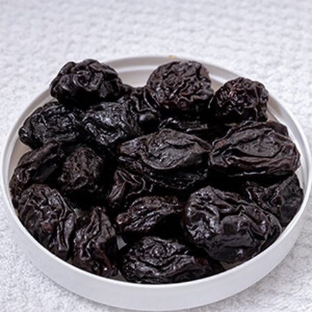 Dried plum (Hungarian, Moldovan)