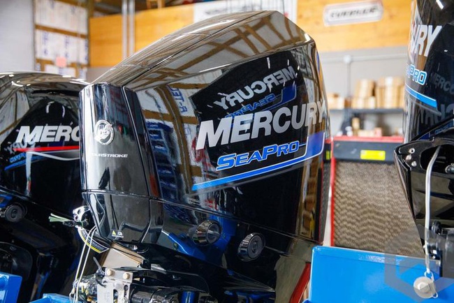 2024 Mercury SeaPro 200 HP 3.4L V6 Outboard engine