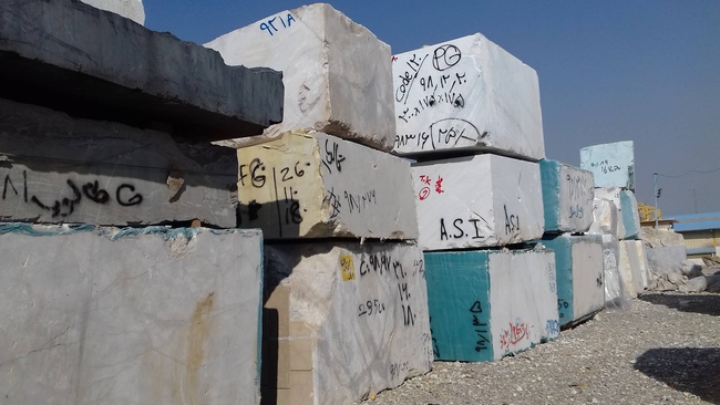 Мраморный блок