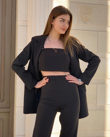 Костюм тройка неповторимый образ