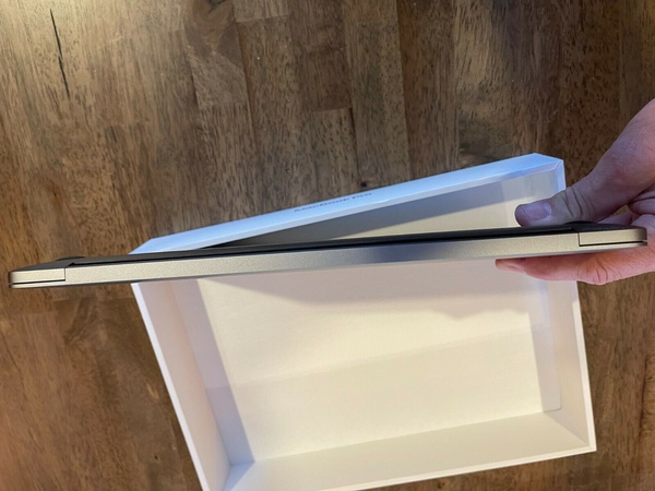 Apple MacBook Pro 13in (256GB SSD M1, 8GB) Dizüstü Bilgisayar Uzay Grisi