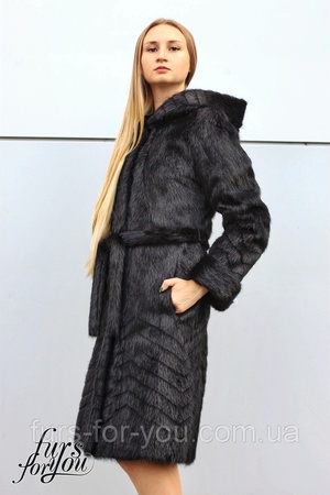 Kesilmiş nutria kürk &quot;Yolochka&quot; dan kürk manto