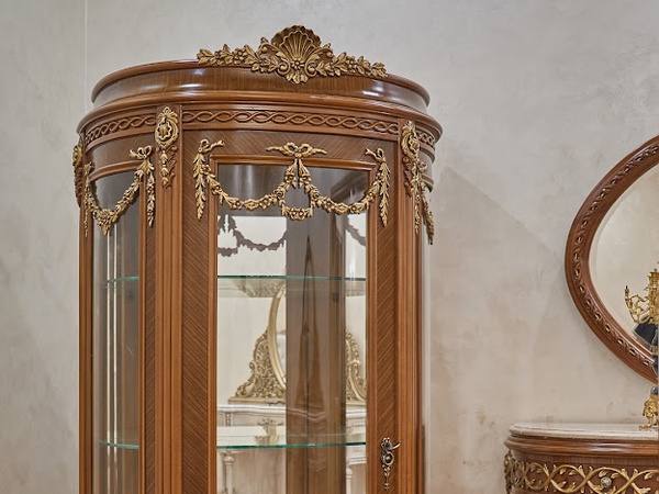 Handmade Luxury Dining Room Sets | Custom Craftsmanship