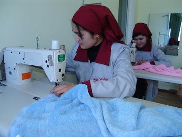 Sewing knitwear to order