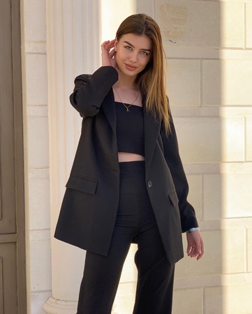 Костюм тройка неповторимый образ