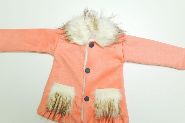 детская пальто для девочек  размеры: стандартные от 1.5 до 3 годиков