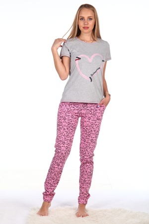 Трикотажные комплекты и костюмы