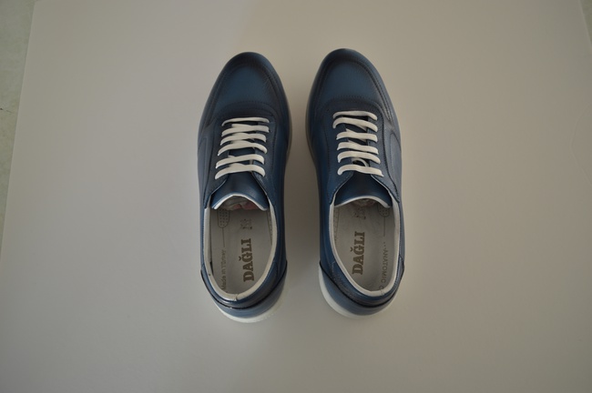 ГОРНАЯ СПОРТИВНАЯ КОЖАННАЯ ОБУВЬ 571