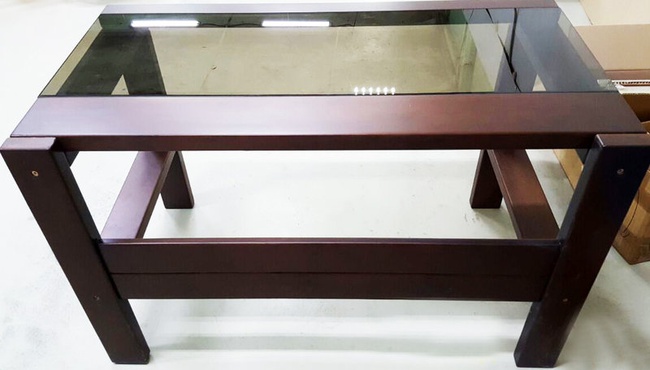 Стол компьютерный из массива кедра со стеклом