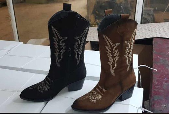 обувь женская ( ботинки, сапоги, кроссовки)