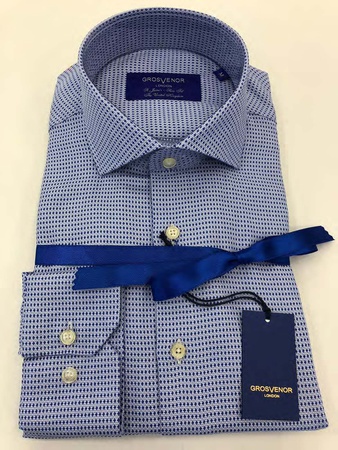 Erkeklerin gömlekleri