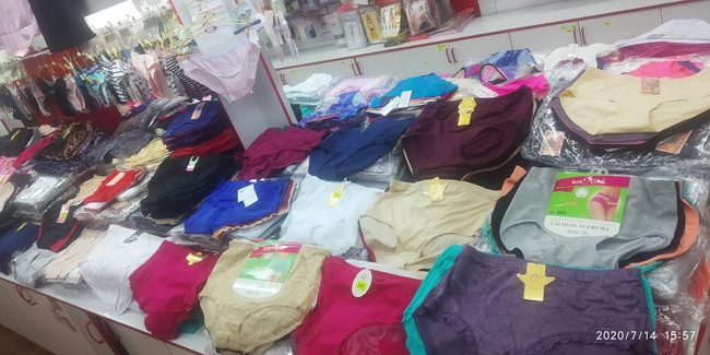 Женская бельё, всё не обходимое для женщин, детское подростковые, купальники, рюкзаки, футболки, рубашки