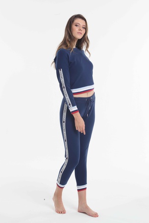 Комплект толстовки и джоггеров