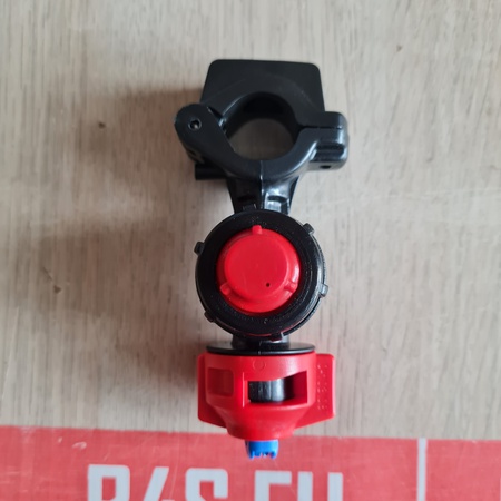 UAN uygulaması için oluklu püskürtücüler