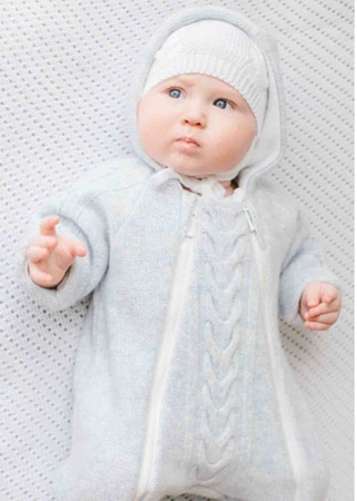 Knitted jumpsuit for / children.