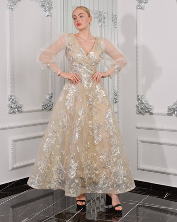 Вечерние платья