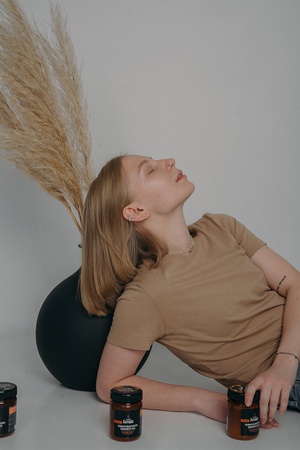 Восстанавливающий Медовый SPA-Бальзам для тела и волос Acrada, 200 мл.