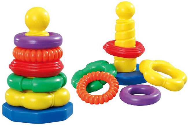 لعبة بلاستيكية &quot;بيراميد&quot; (40 حبة)