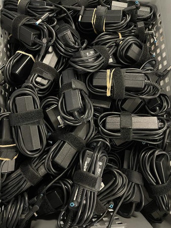 700x ОРИГИНАЛЬНЫЙ АДАПТЕР ПЕРЕМЕННОГО ТОКА HP DELL ДЛЯ НОУТБУКА 4.5x3.0 + 7.4x5.0 СИНИЙ КОНТАКТ