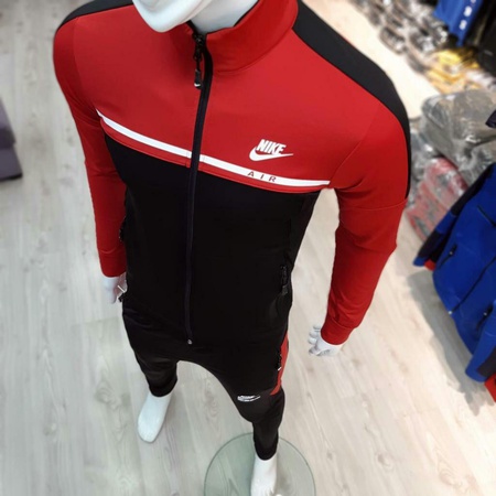 Брендовая спортивная одежда