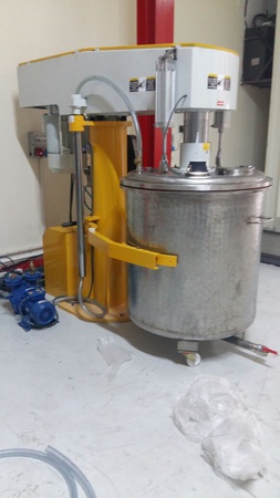 VAKUMLU BOYA KARIŞTIRMA MAKİNASI