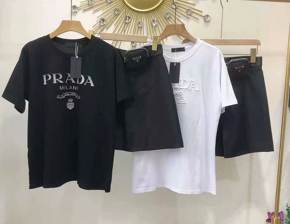 Женская одежда