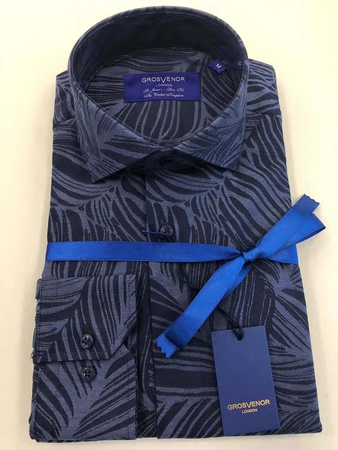 Erkeklerin gömlekleri