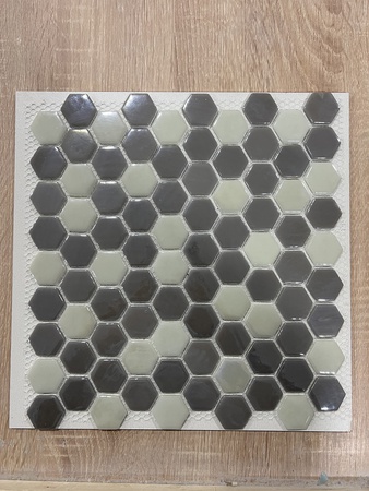 Мозаичная плитка из стекла в ассортименте