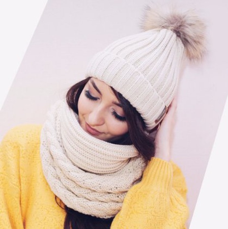 Комплект: шапка + снуд (хомут)