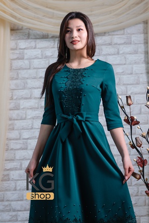 Платье с жемчугами "Джинни"