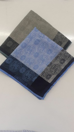 女士和男士手帕（染色纱、印花布、专用马球、府绸）- 59331