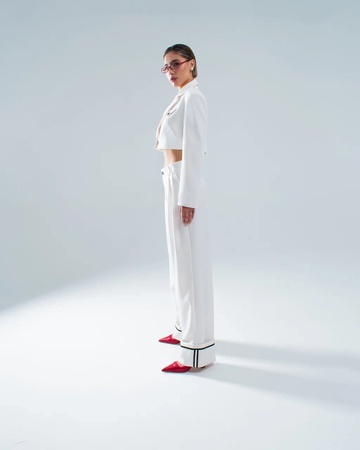 Жакет укороченный и брюки