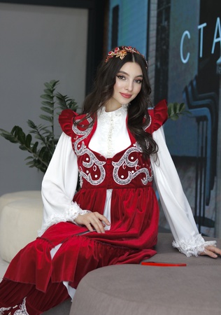 Бархатная Тройка