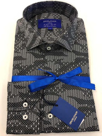 Erkeklerin gömlekleri