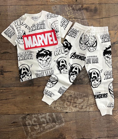 Erkek çocuklar için yazlık iki parça takım elbise