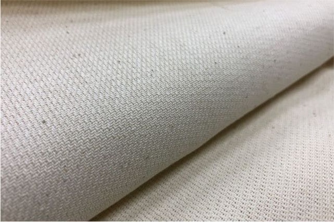 Coarse calico (STB) Weave type 1/1 width 165+/-2.5 cm, density 120+/-6 g/m2, fabric composition 100% cotton Yarn type (Nm) OE34*OE34. The price is for 1 meter