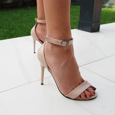 SINGLE LANE STILETTO