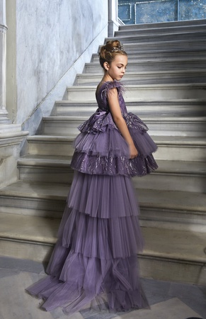 Taçlı Uzun Abiye Elbise Stok Kod: PXN 22016