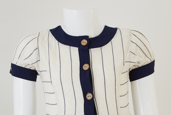 Платье на пуговицах для девочек