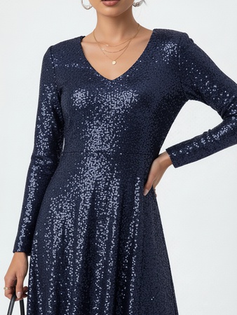Длинное новогоднее платье в паетках