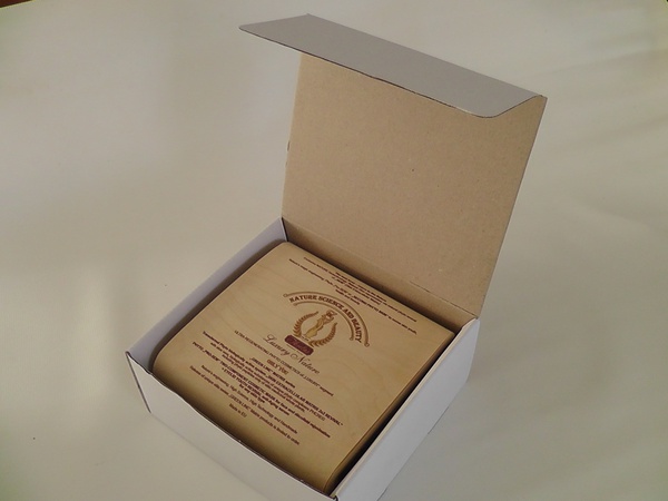 Bir dizi profesyonel lüks kozmetik IKSELAS yüz maskesi ve göz serumu