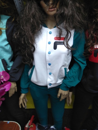 Женская спортивная одежда